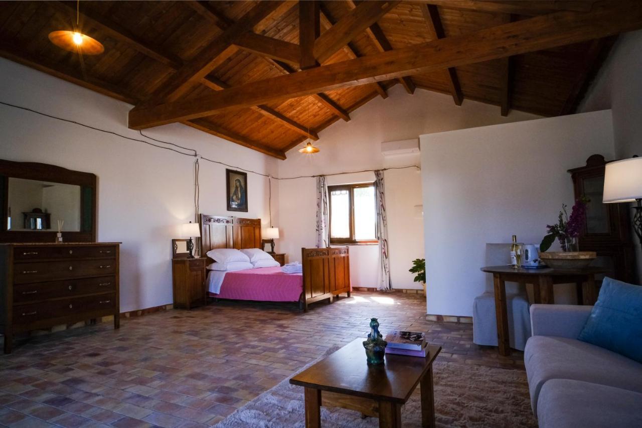 Masseria Crocco Montalbano Ionico Экстерьер фото