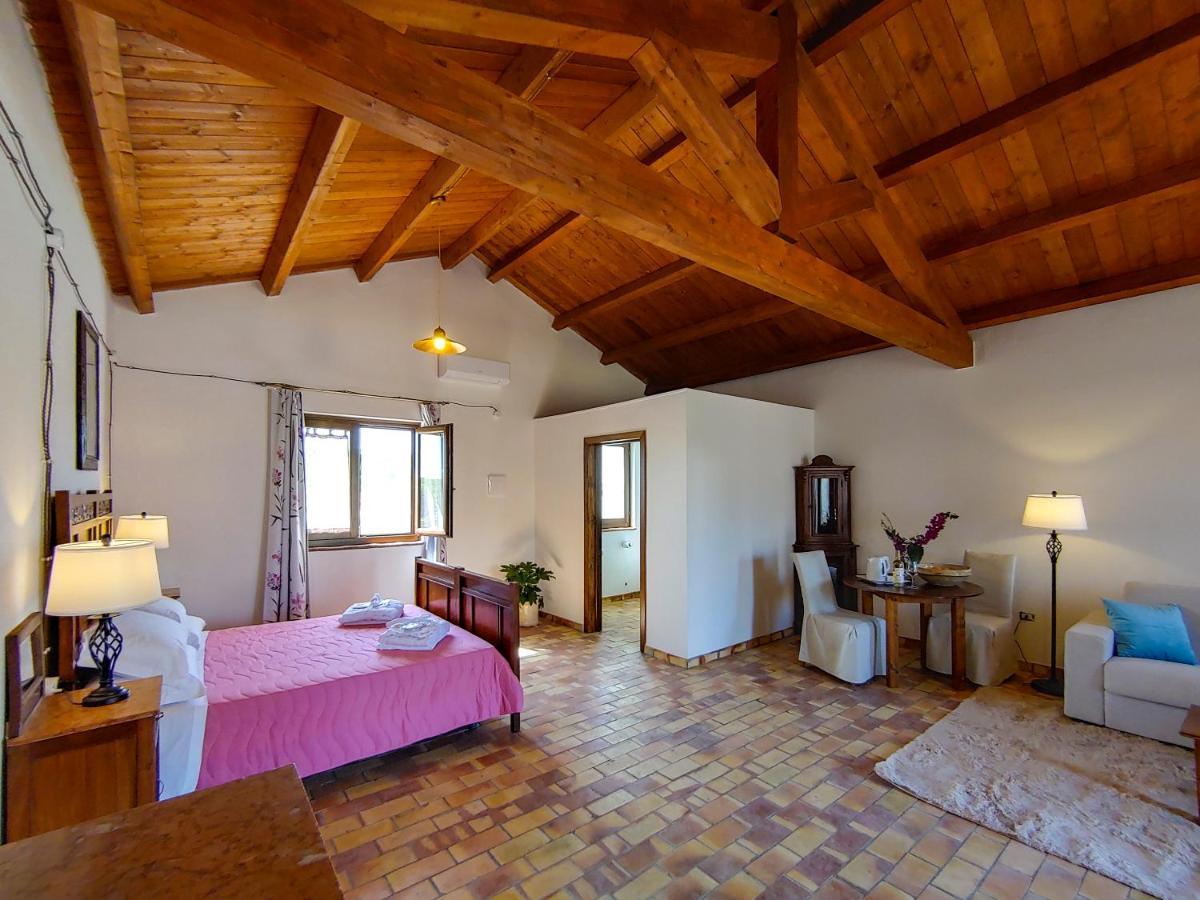 Masseria Crocco Montalbano Ionico Экстерьер фото